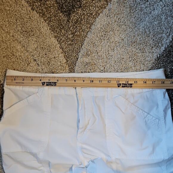 Style & Co. White Capris Pants NWOT - Picture 8 of 8